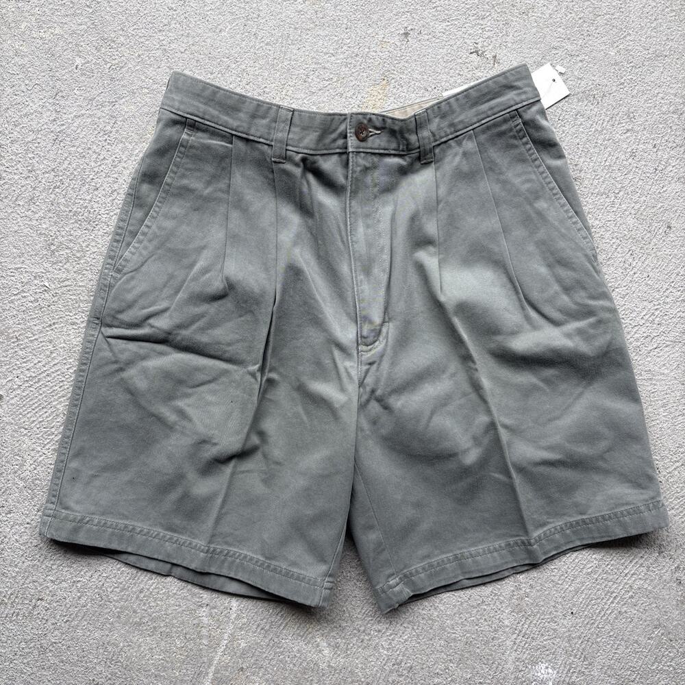 Woolrich Shorts Mens 33 NWT Olive 100% Cotton Casual Outdoor Hiking Camp Pleated
